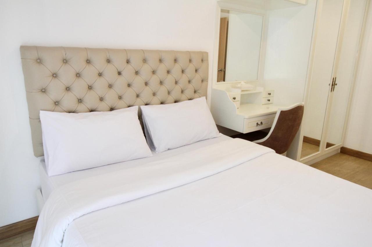 Apartamento Town Sukhumvit 71 Bangkok Exterior foto