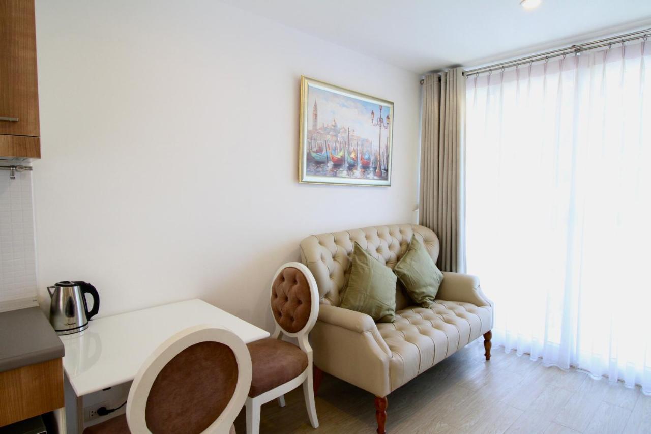 Apartamento Town Sukhumvit 71 Bangkok Exterior foto