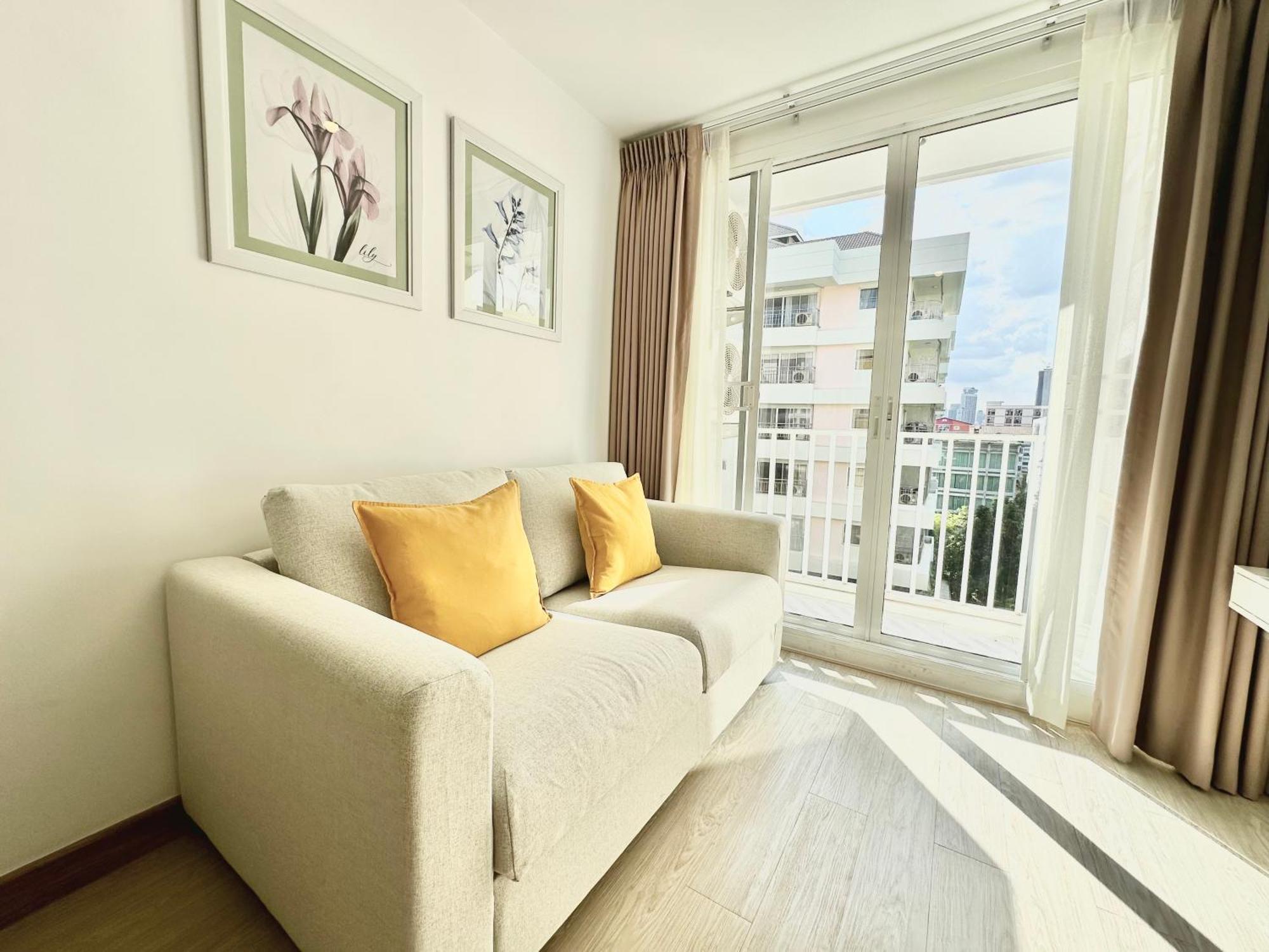 Apartamento Town Sukhumvit 71 Bangkok Exterior foto